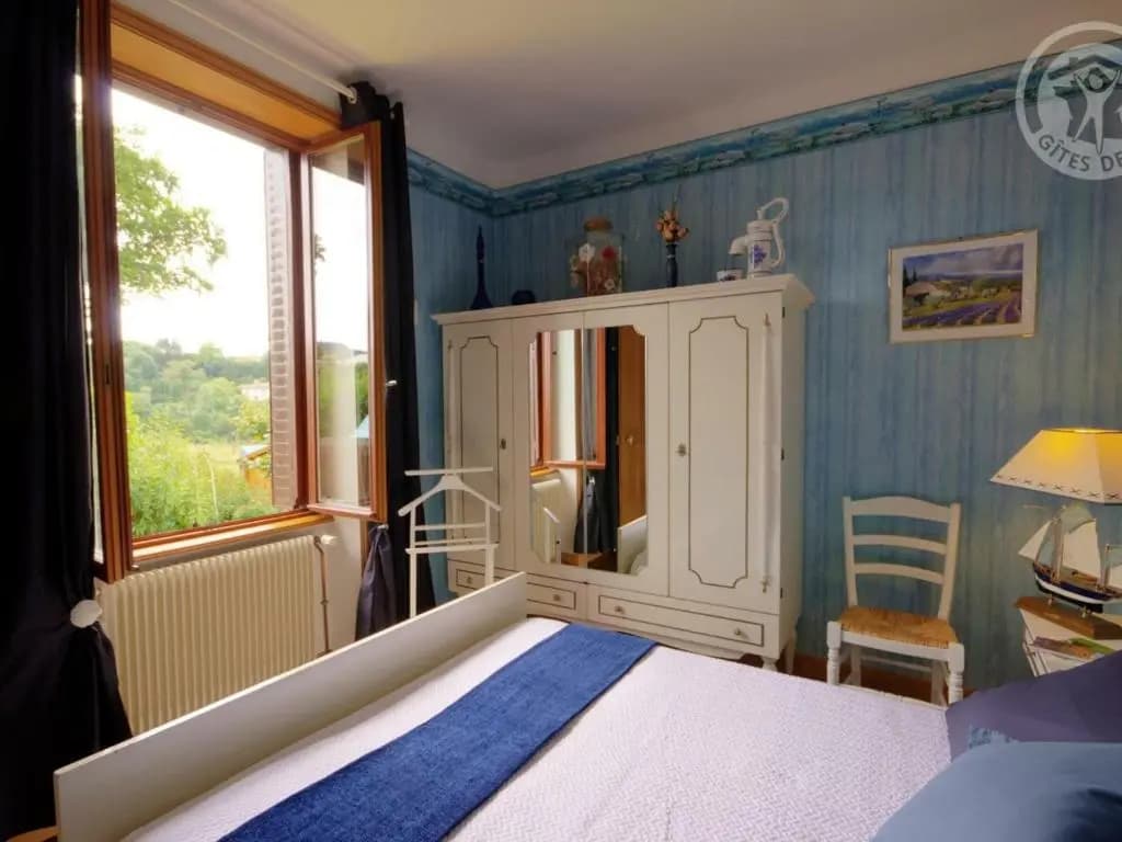 Gîte Bussières, 3 pièces, 4 personnes - FR-1-496-90 - Miniature 6