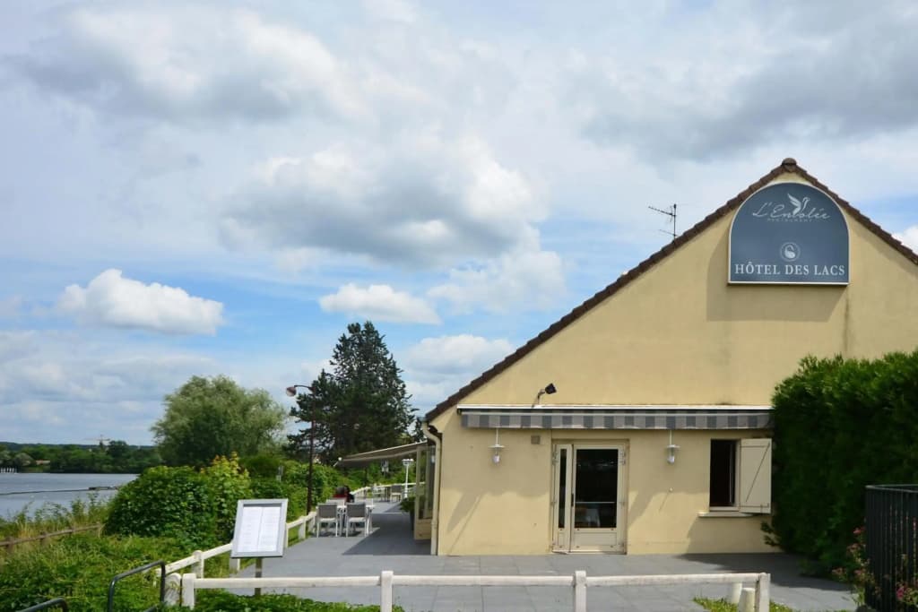 Hôtel des Lacs - Photo 1