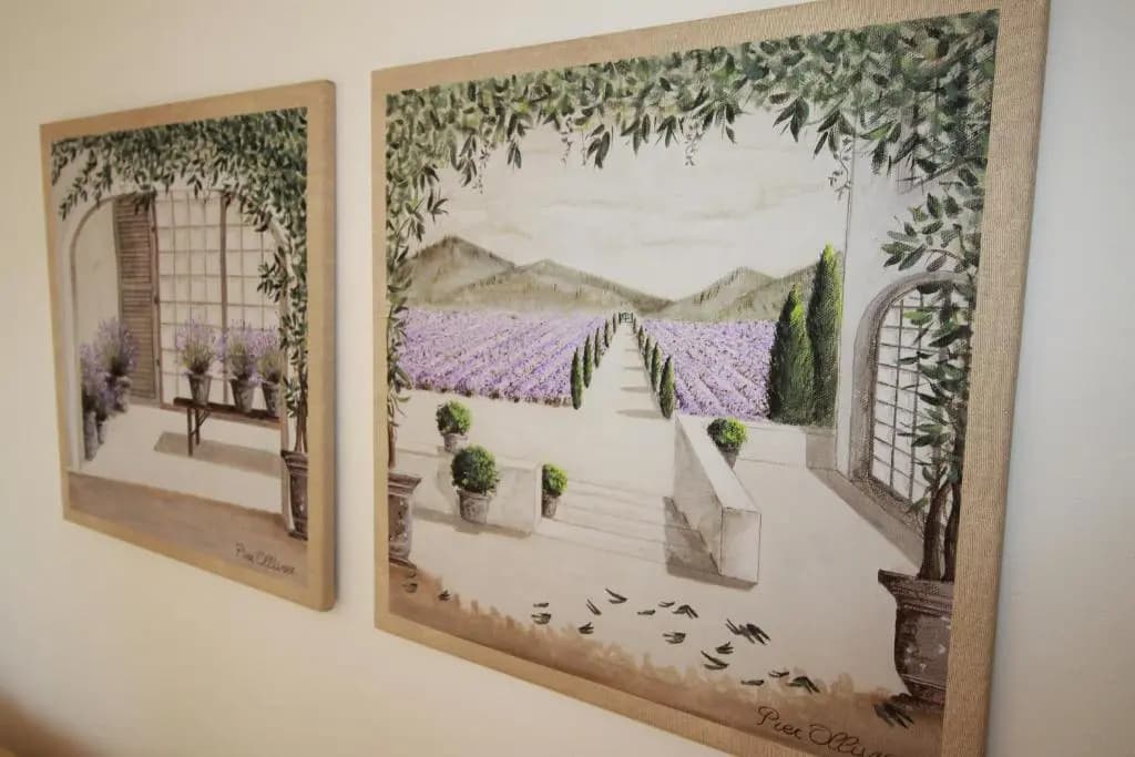 Luberon House between Lourmarin & Cucuron - Miniature 7