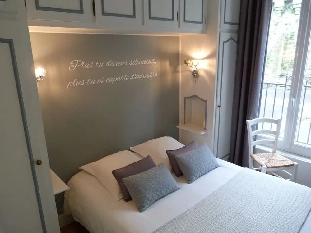 Hôtel Le Bretagne - Photo 2