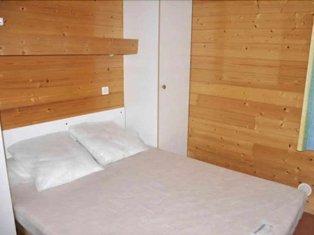 Village de Chalets Camping Bois Simonet - Photo 5