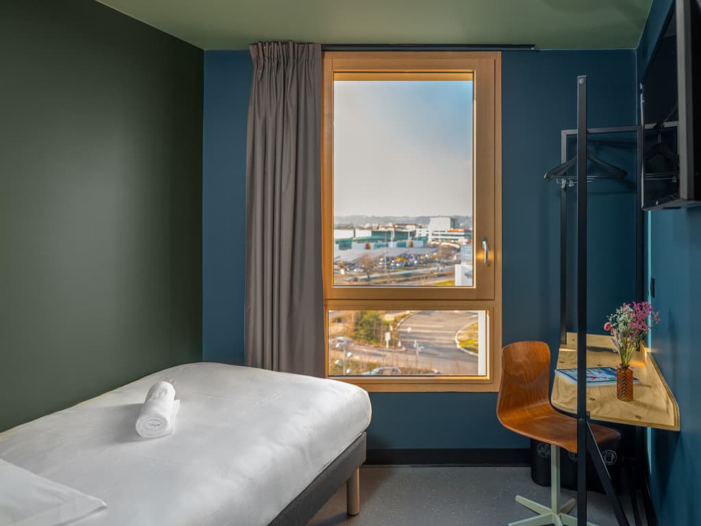 Eklo Hotels Montpellier City center Saint-Roch train station - Photo 2
