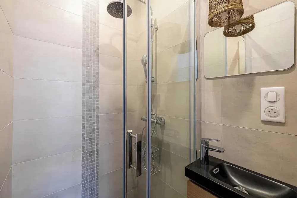 Splendid 90m2 Apartment Coeur de Cannes - Miniature 7