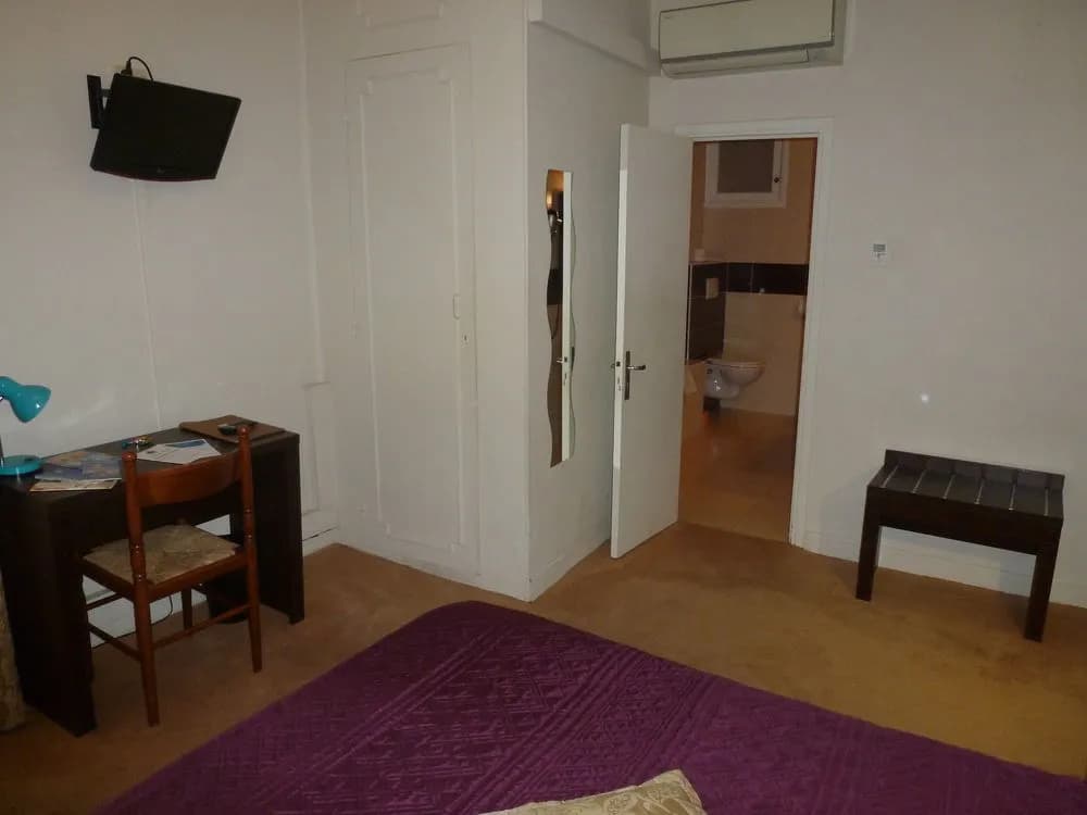 Hotel Posidonia - Photo 2