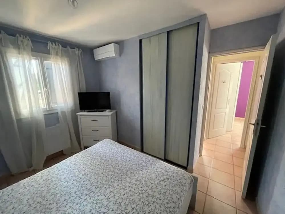 Villa in Vidauban With Pool & Vineyards Nearby - Photo 2