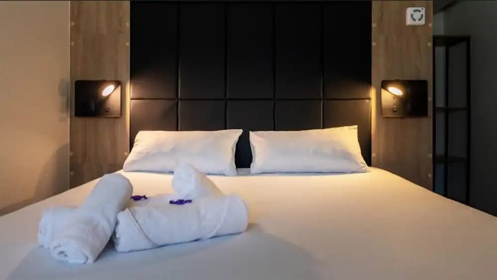 Hôtel Le Cyrano - Photo 5