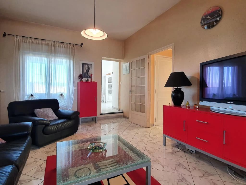 Majestic Villa in Homps With Private Pool - Photo 4