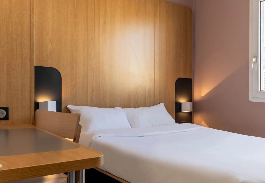 B&B HOTEL Grenoble Centre Verlaine - Photo 4