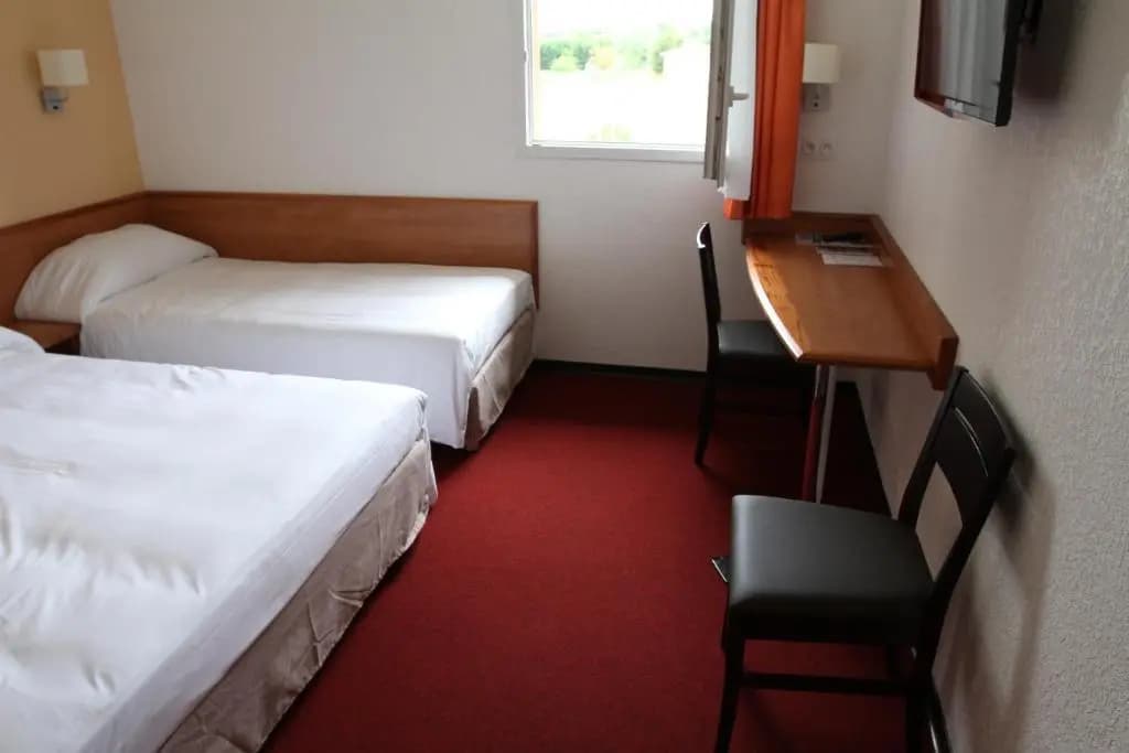 Brit Hotel Confort Villeneuve Sur Lot - Miniature 6