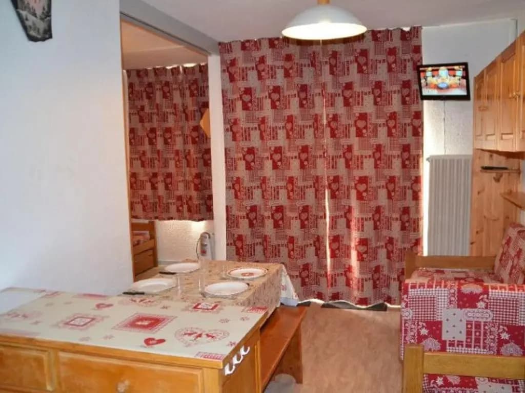 Appartement Les Menuires, 1 pièce, 4 personnes - FR-1-452-31 - Photo 2