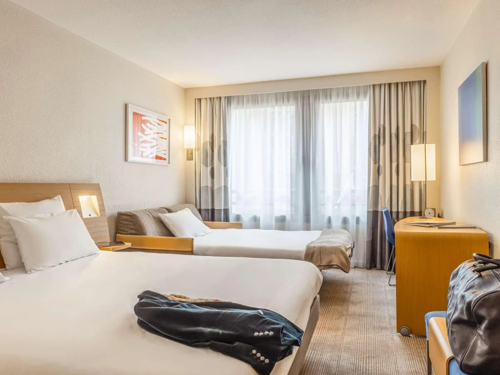 Novotel Lille Centre Gares - Photo 5