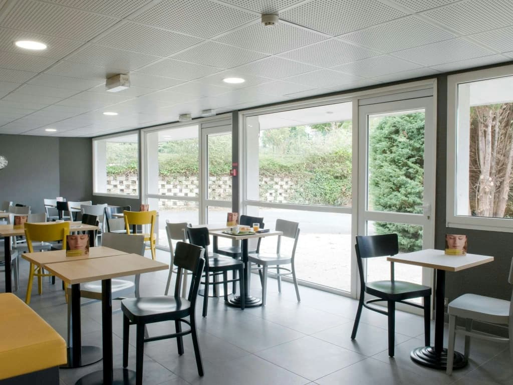 B&B HOTEL Saint-Quentin - Miniature 8