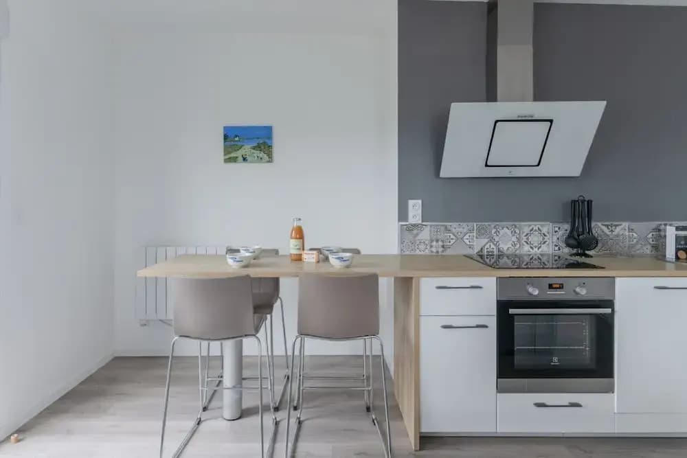 Apartment in Ploudalmezeau Near Treompan Beach - Photo 5