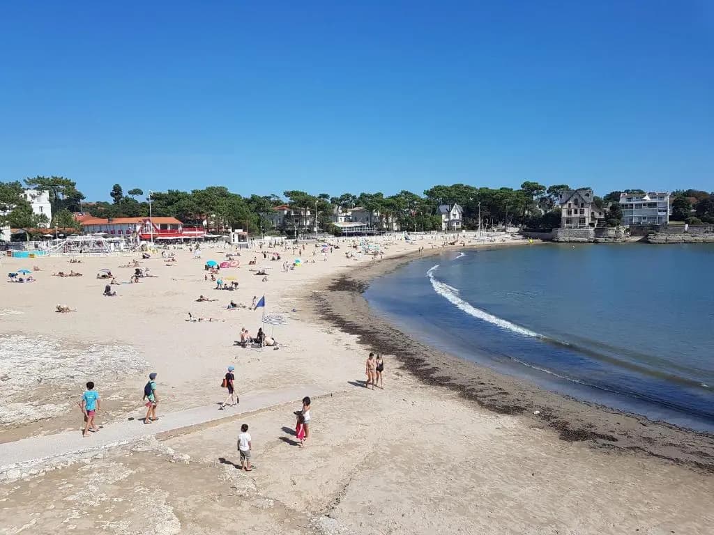 BELLE MAISON NEUVE A 400 M A PIED DE LA PLAGE ET DES COMMERCEs - Photo 1