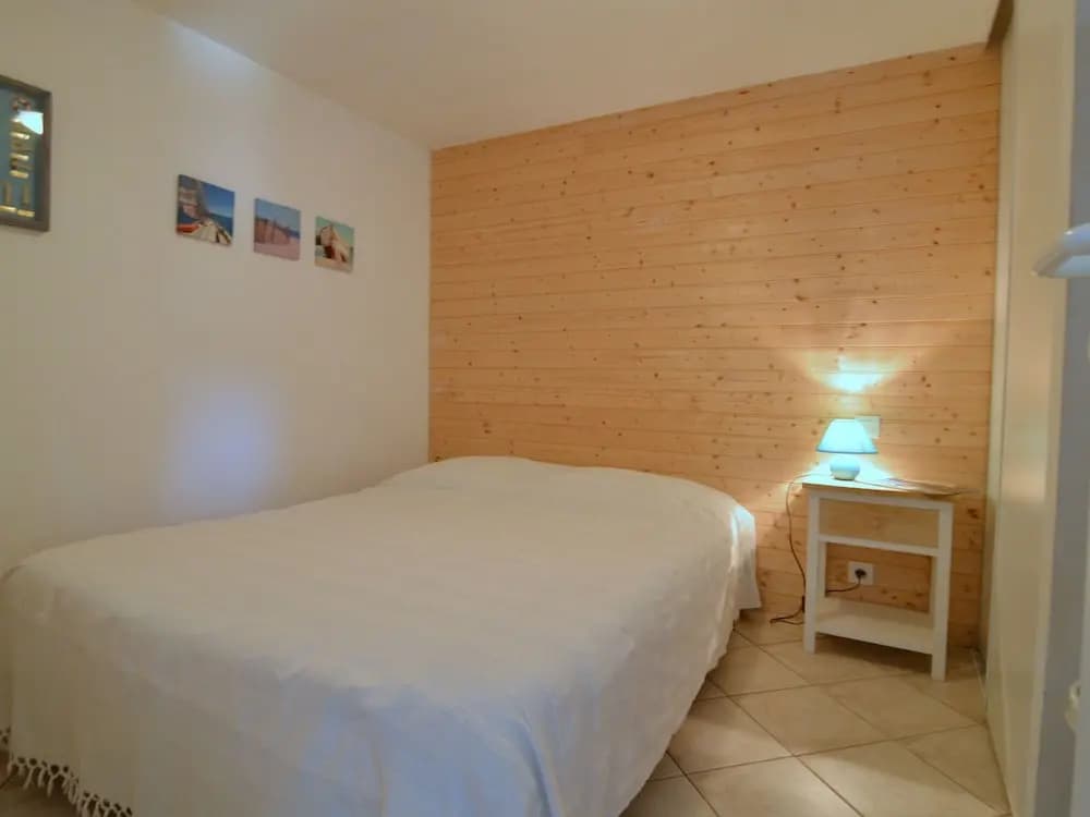 Quaint Holiday Home in Chateau-d'Olonne near Sea - Photo 3