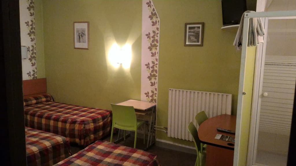 Hotel Le Parisien - Photo 2