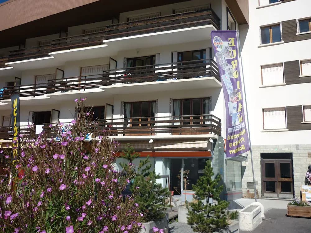 Le Cret - Photo 1