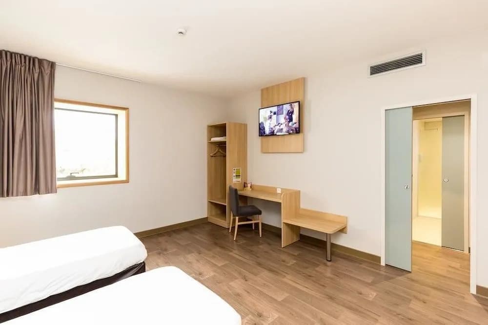 B&B HOTEL Longwy Porte du Luxembourg - Photo 3