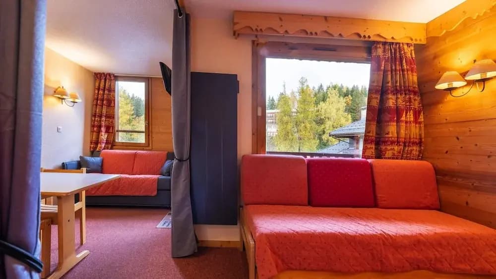 Apartment in Doucy Near Ski Slopes - Photo 4