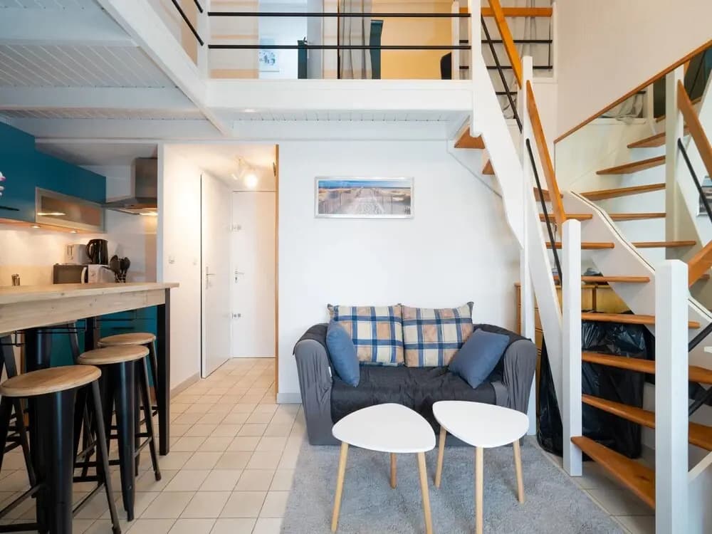 Stylish Seaside Stay in Agde - Miniature 6