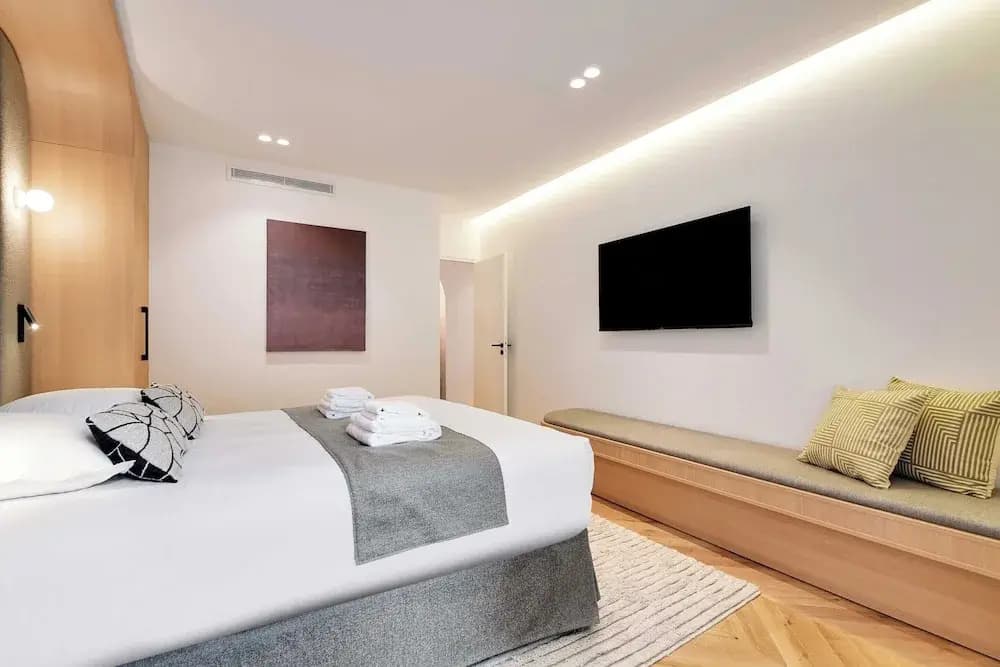 Spacious Flat - 4 Br/10p - Madeleine - Photo 3