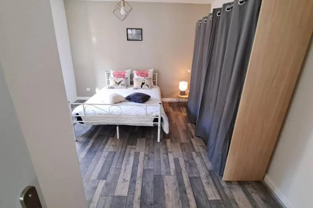 Agreable et moderne appartement Toul centre - Photo 3