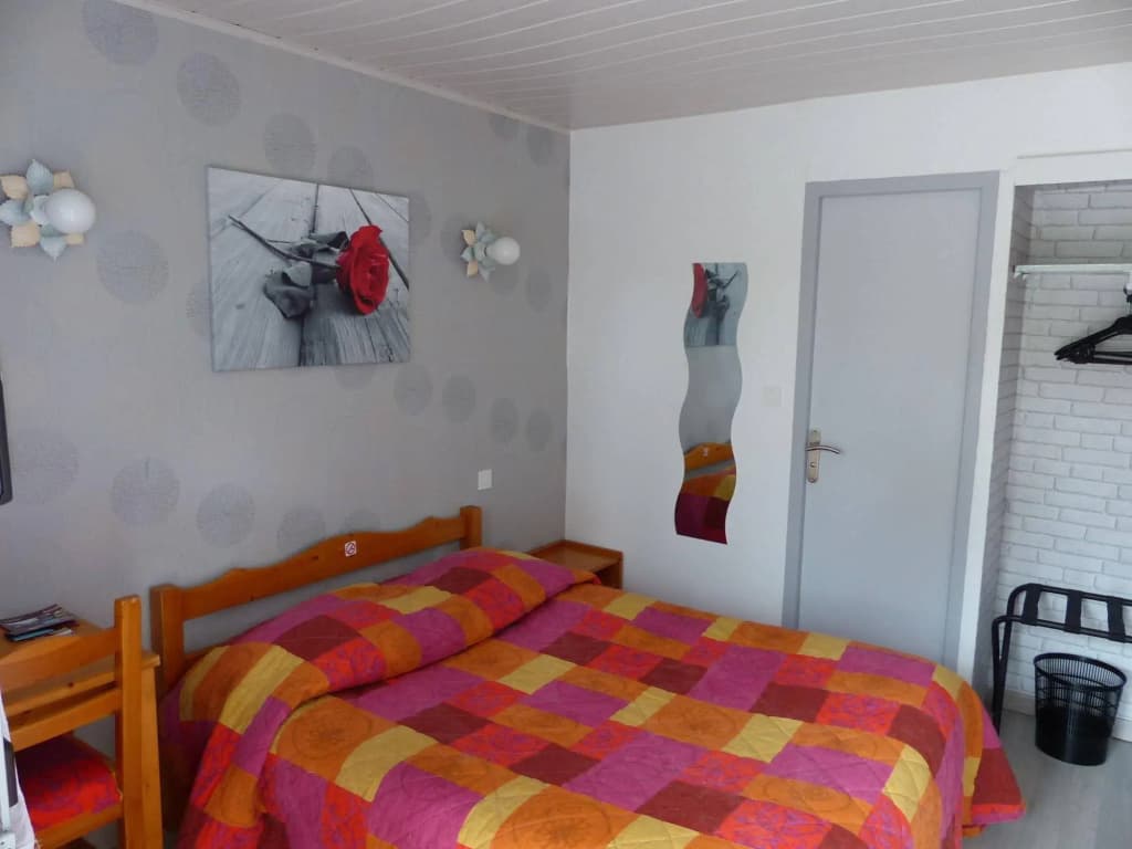 Hotel restaurant la vieille ferme - Photo 2