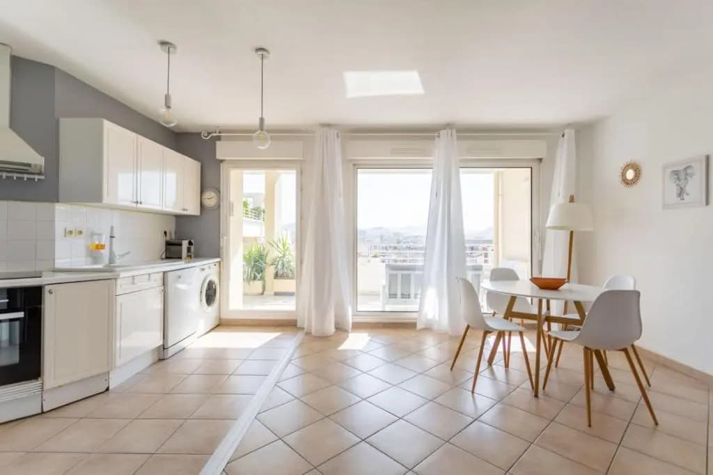 Appartement Standing Marseille 4 pers Clim Parking - Photo 3