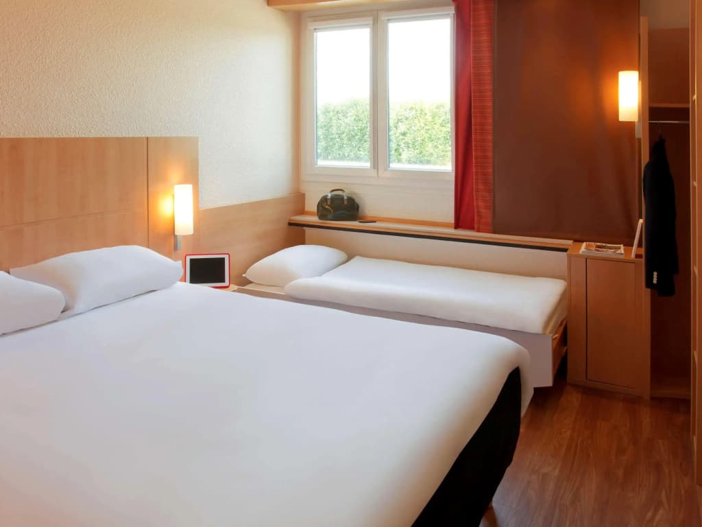 ibis Roanne - Photo 2