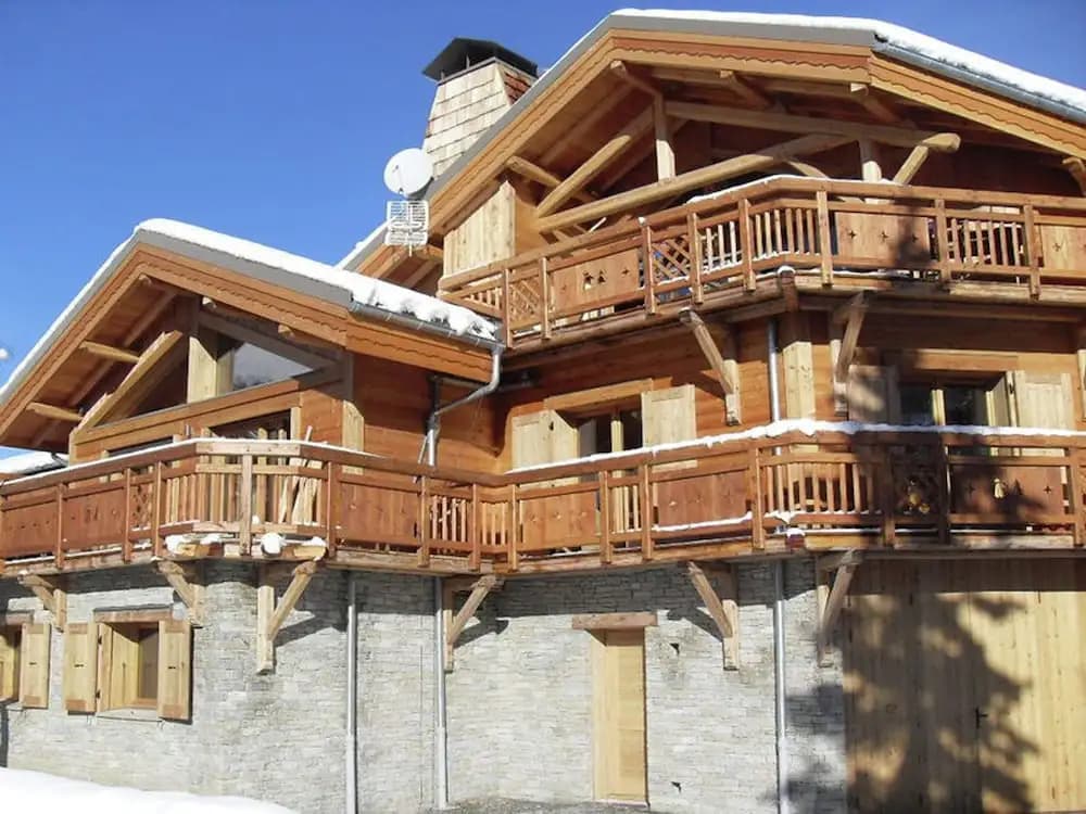 Alpien Chalet w/ Sauna - Photo 1