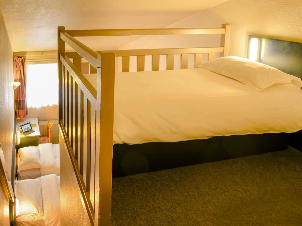B&B HOTEL Lens Noyelles-Godault - Miniature 6