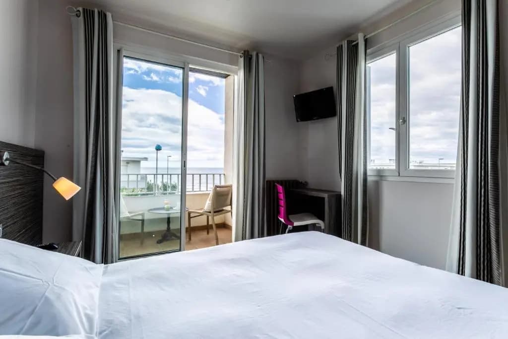 Hôtel du Midi Palavas - Photo 4