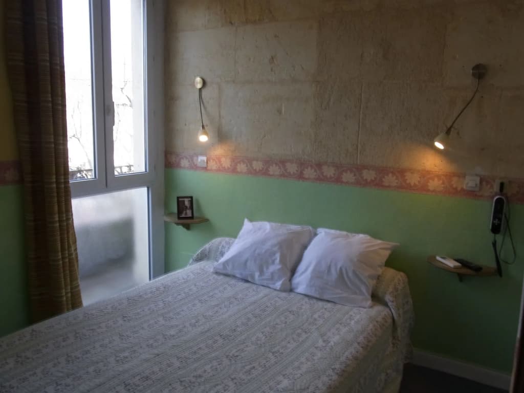 Constantin - Photo 2