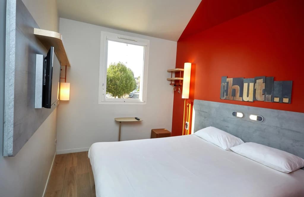 Ibis Budget Auxerre Centre - Miniature 6