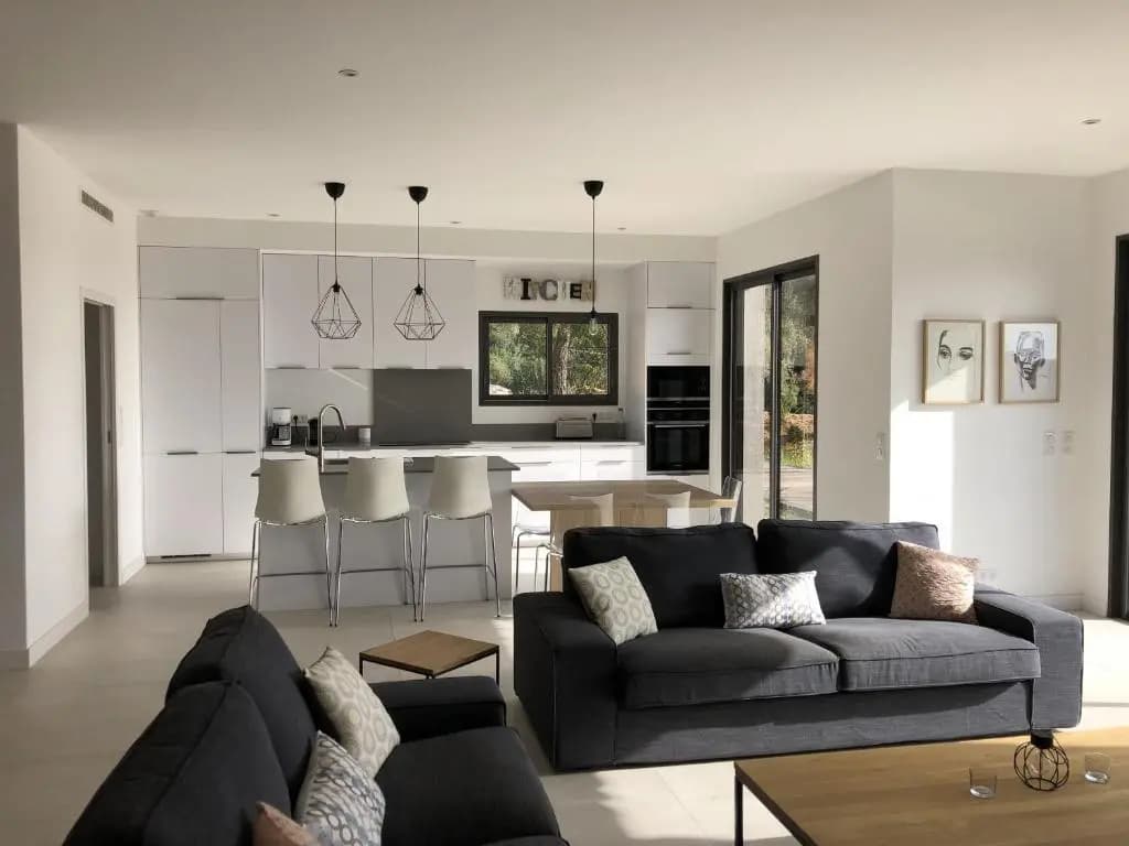 Splendide villa d'architecte vue sur la baie de Pinarellu - Photo 4