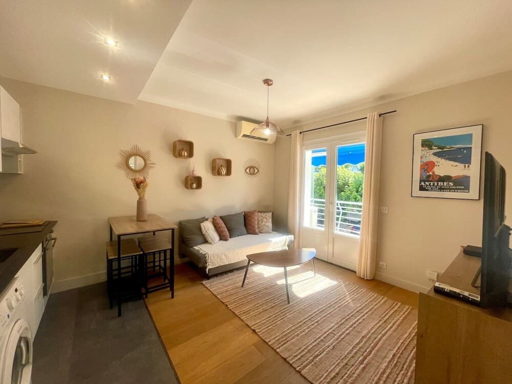 Cozy Apartment for 2 in Antibes - Photo 3