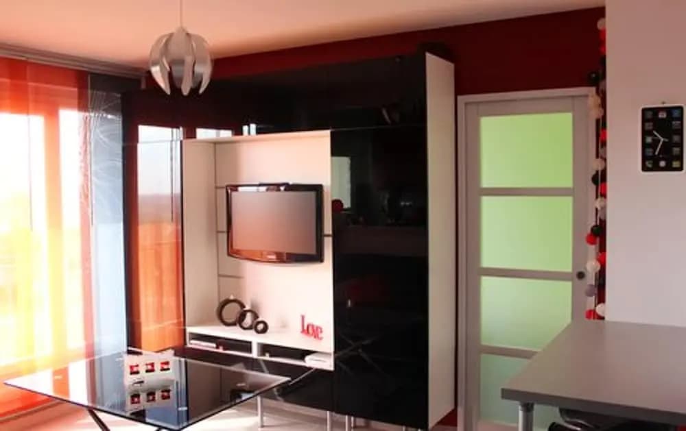 Apartment With one Bedroom in Blois, With Wonderful Lake View, Furnished Balcony and Wifi - Photo 5