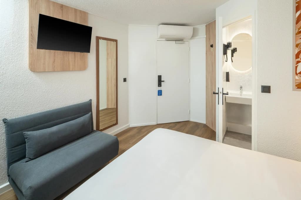 Sure Hotel by Best Western Valence Nord - Miniature 7