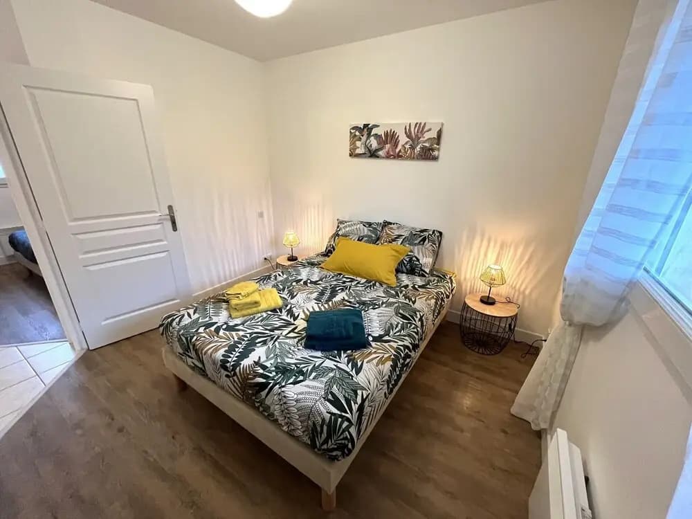Apartment in Carantec Near Sandy Beaches - Photo 2
