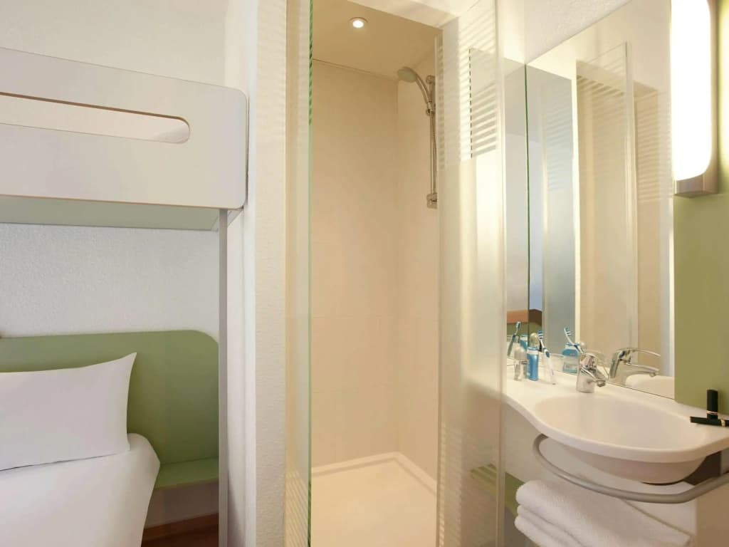 Ibis Budget Biarritz - Anglet - Miniature 7