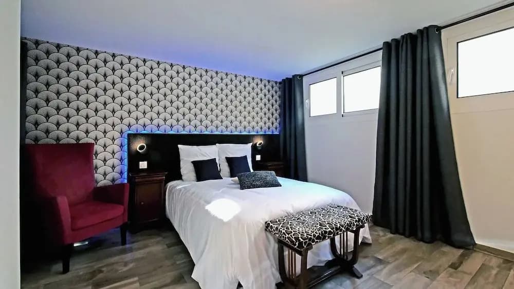 Amazing Duplex With Sauna 1br/4p in the Heart of Orly, Close to Paris - Photo 2