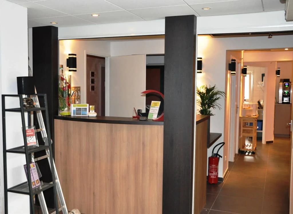 Hotel Lapeyronie - Photo 2