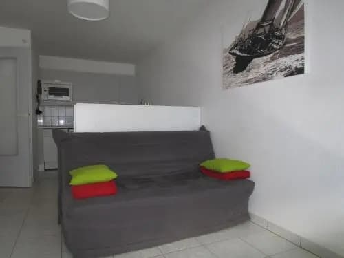 Rental Villa Place Guynemer - Photo 3