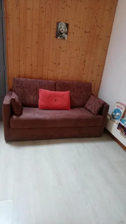 gîte 4 pièces,6 couchages,centre ville Sancoins wifi gratuite,lave linge, lave vaisselle - Photo 4