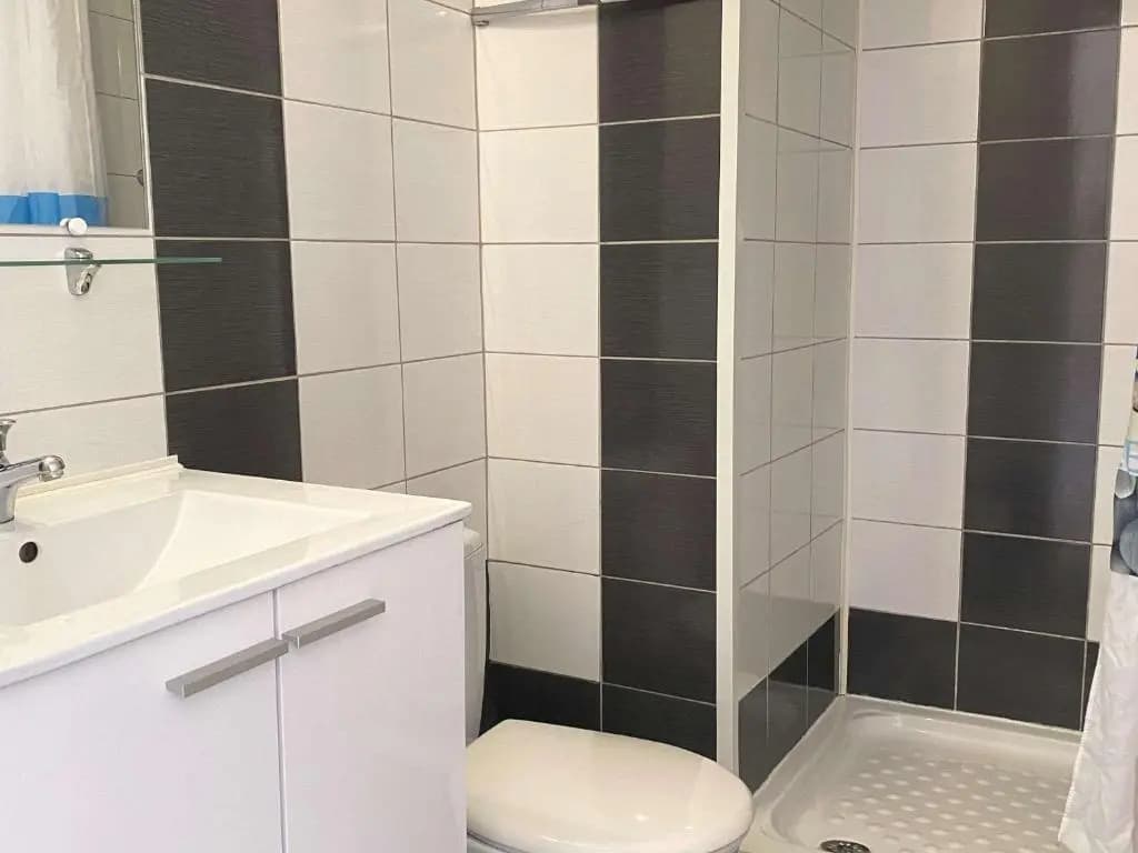 Appartement Balaruc-les-Bains, 1 pièce, 2 personnes - FR-1-553-24 - Miniature 6
