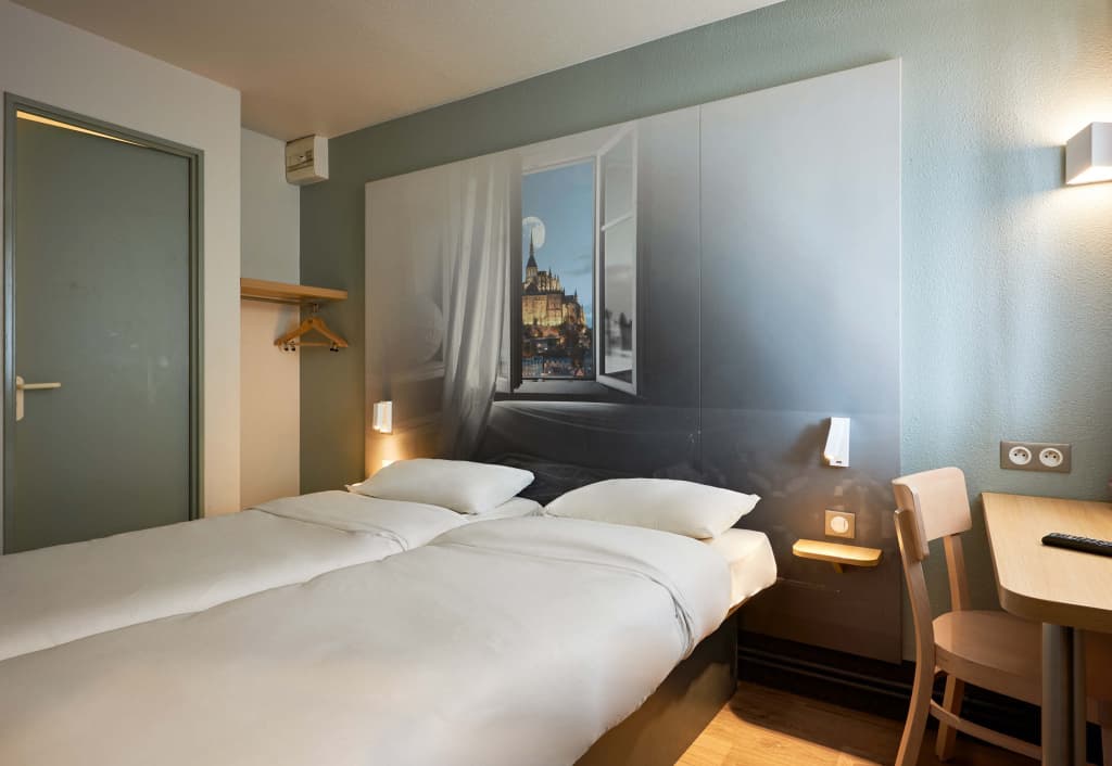 B&B HOTEL Avranches Baie du Mont Saint-Michel - Photo 4
