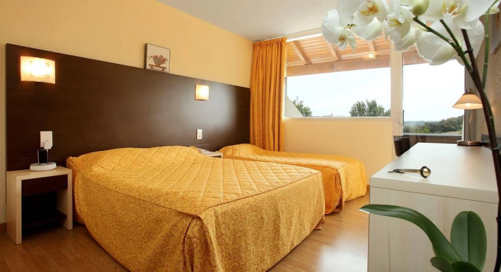 Hôtel Le Clos Roussillon - Photo 3