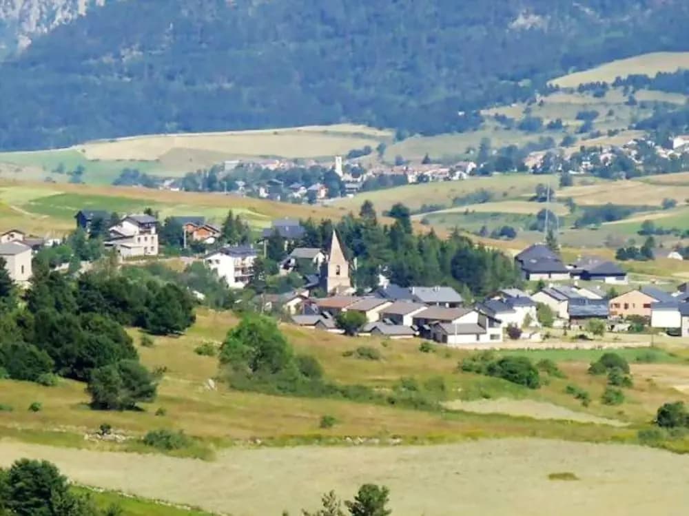 Apartment With 2 Bedrooms in Bolquère, With Wonderful Mountain View and Furnished Garden - Miniature 8