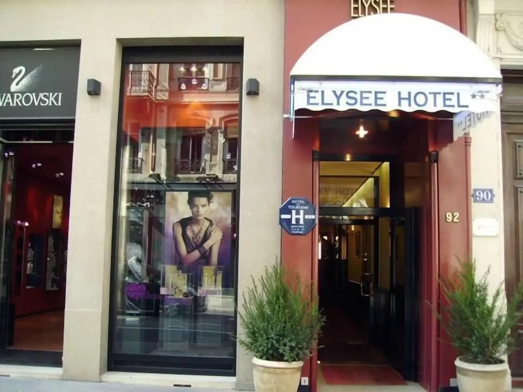 Hôtel Elysée - Photo 1