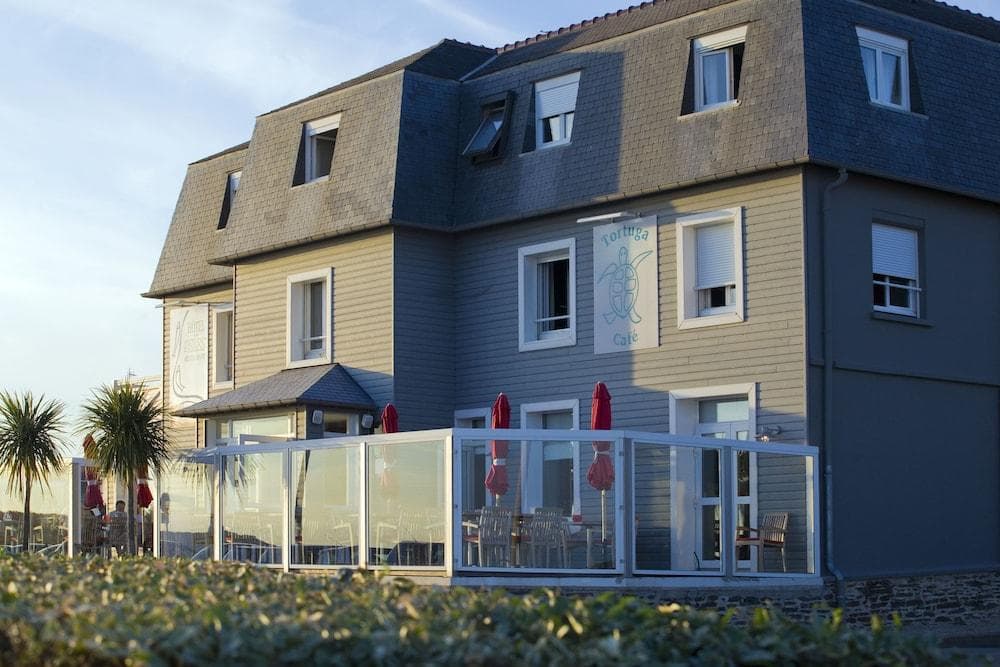 Hôtel Des Isles - Photo 1
